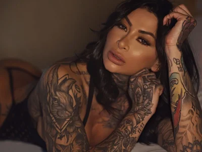 Iam_Annii live cam video preview